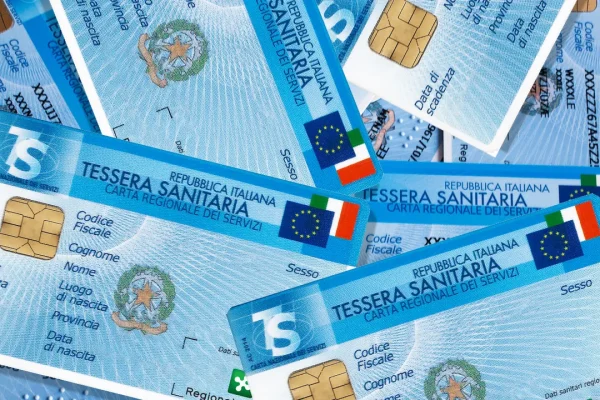 Tessera sanitaria in scadenza, nuova campagna di phishing segnalata dal Cert-Agid