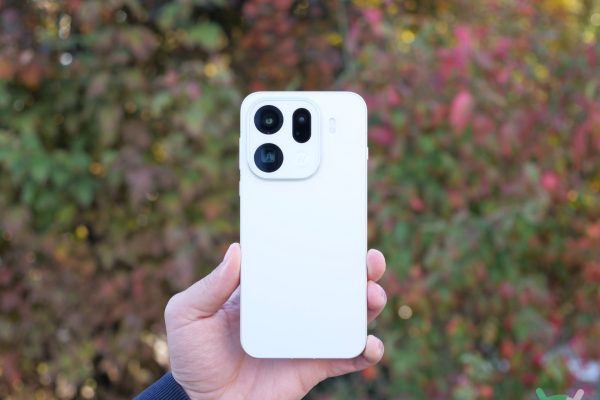 OPPO Find X9 Pro: nuovo update per foto e sicurezza