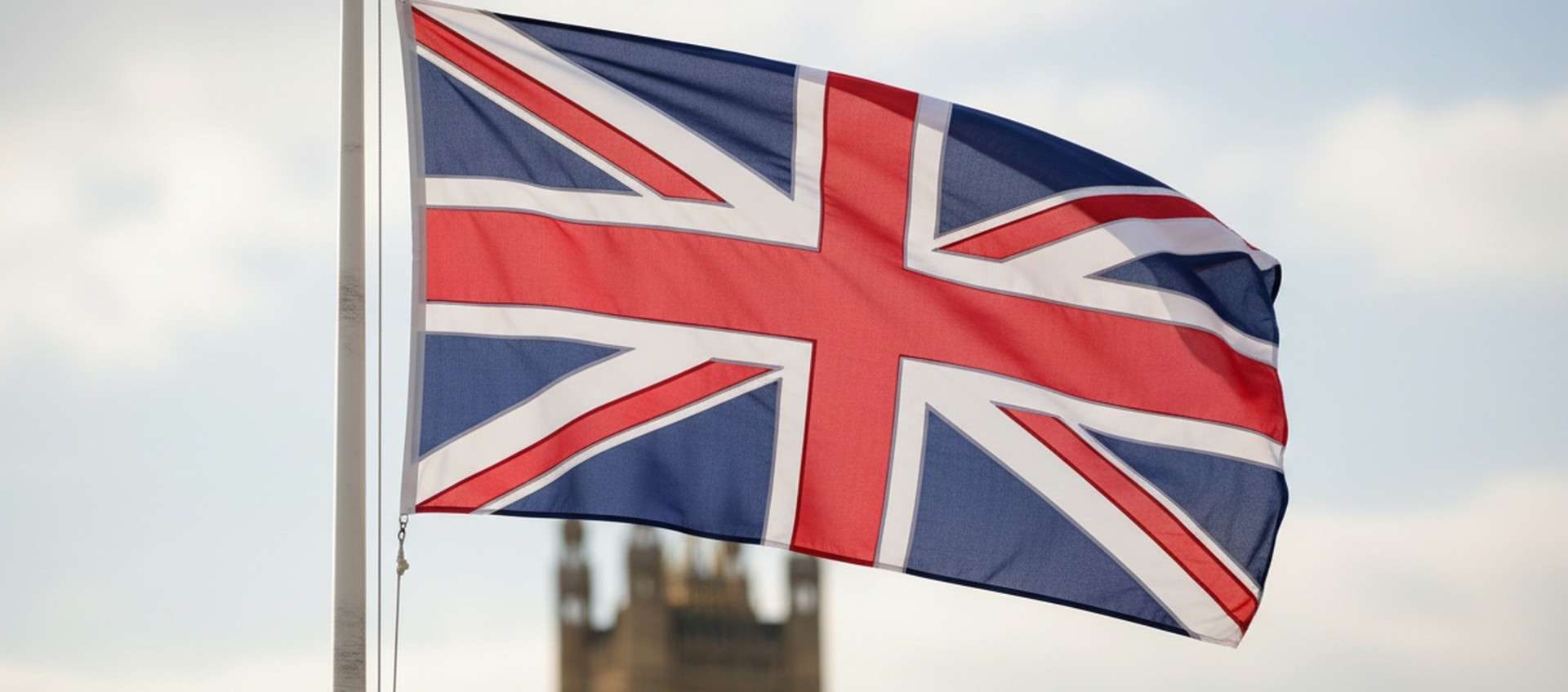 Regno Unito: possibile stop ai social per gli under 16