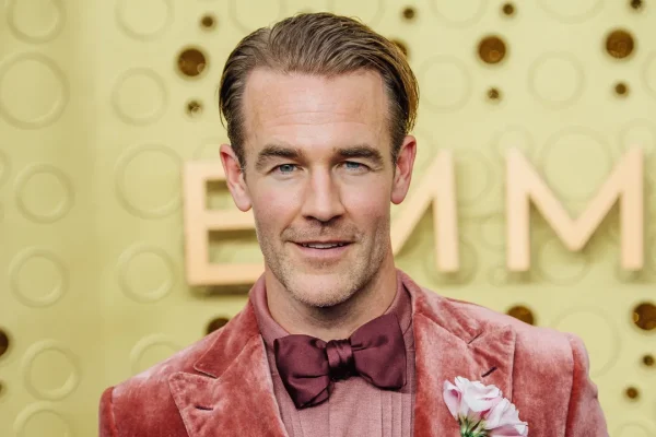 Dopo la commozione per la morte di James Van Der Beek irrompe la realtà, perché la famiglia dovuto aprire un GoFundMe?
