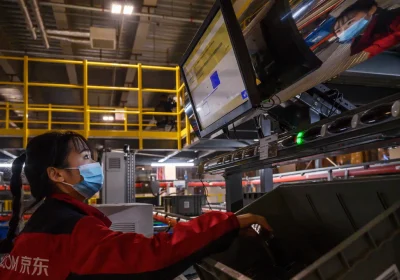 Davvero la Cina teme un impatto travolgente dell’AI sull’occupazione e la sua risposta è da manuale