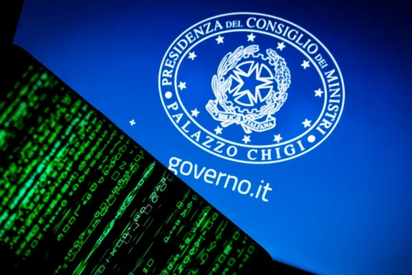 Contro la guerra ibrida, il governo riorganizza il ruolo dei servizi segreti