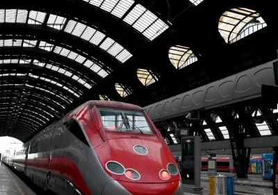 È possibile proteggere le ferrovie dai sabotaggi? Salgono a bordo droni, telecamere e intelligenza artificiale