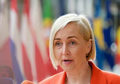 In Estonia ChatGPT arriva in classe. La ministra dell’Istruzione Kallas ci spiega perché, anziché vietare l’AI, è meglio insegnare gli studenti a usarla