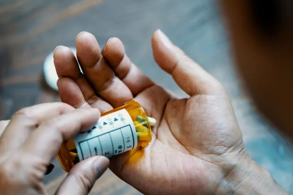 L’Ema ritira il levamisolo, il farmaco contro i vermi usato anche per tagliare la cocaina (niente panico, non è quello per gli ossiuri)