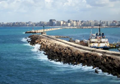 Nelle acque al largo di Alessandria d’Egitto sono stati scoperti i resti del relitto di un’antica barca da festa dell’epoca romana