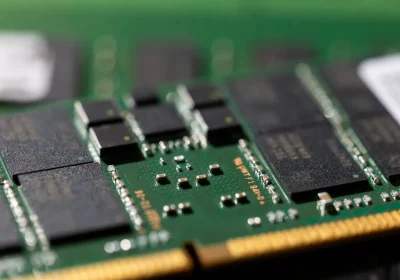 Crisi delle memorie, perché ram e ssd costano sempre di più e cosa succederà nel 2026