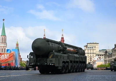 Cosa succede se scade New START, l’unico strumento che tiene sotto controllo le armi nucleari di Stati Uniti e Russia