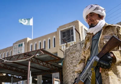 È davvero scoppiata un’altra guerra? Tra Pakistan e Afghanistan i morti sono già centinaia