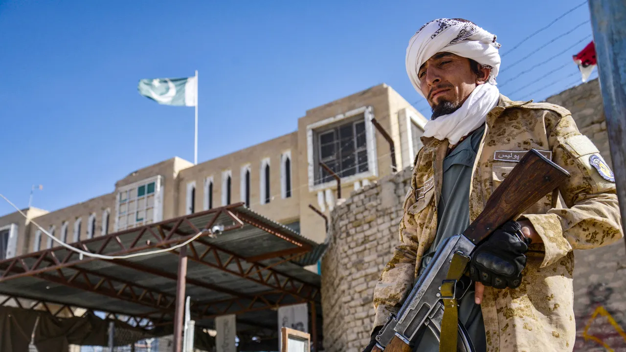 È davvero scoppiata un’altra guerra? Tra Pakistan e Afghanistan i morti sono già centinaia