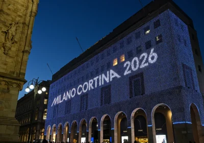 L’economia delle Olimpiadi. Quali sono i (reali) benefici e costi della fiamma, tra tecnologia e illusioni di sostenibilità