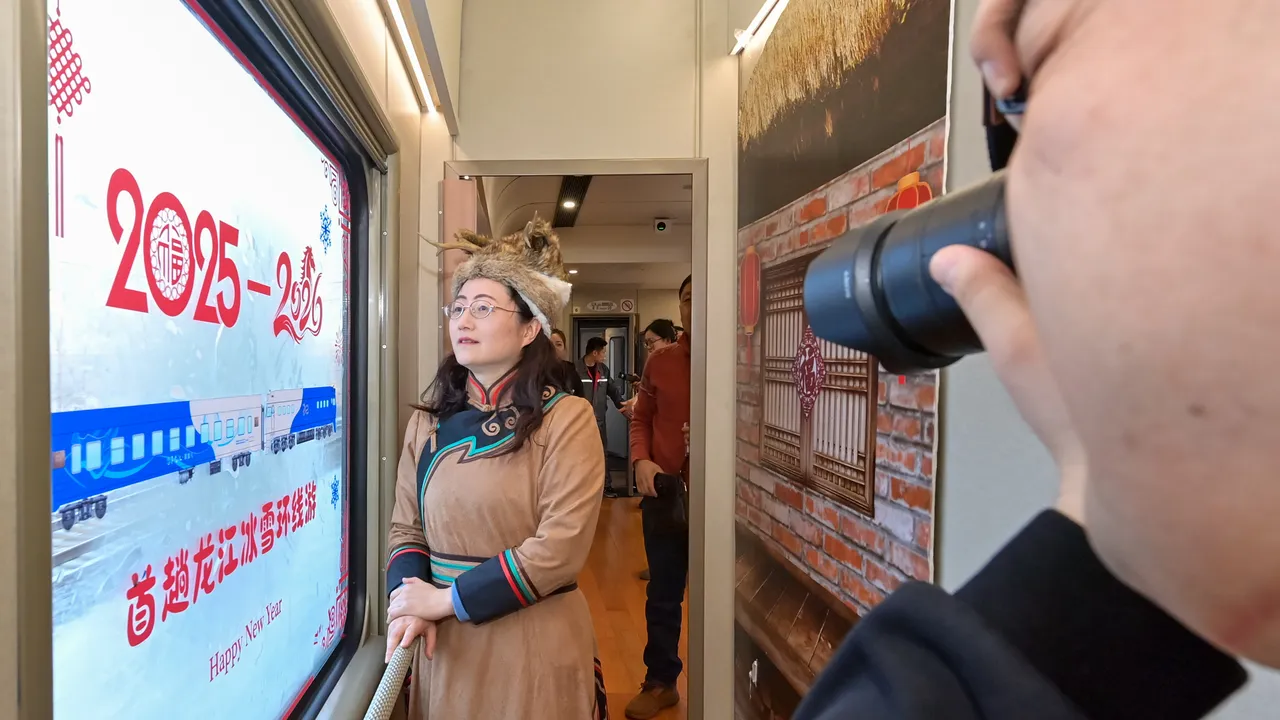 Il treno turistico con set fotografici debutta in Cina