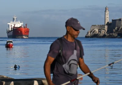 Cuba non è mai stata così sola, cosa sta succedendo all’isola caraibica rimasta senza petrolio né alleati