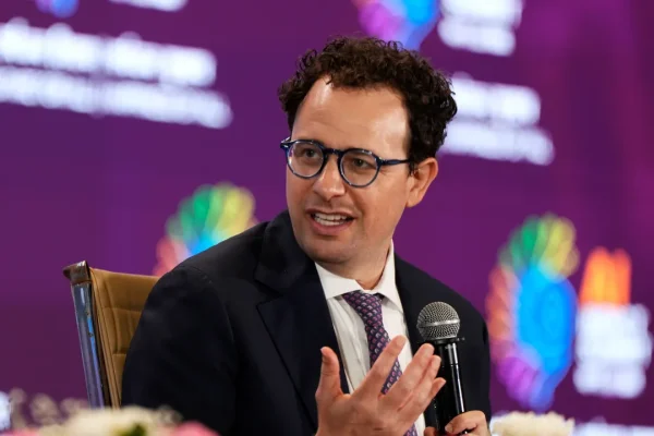 Com’è essere Dario Amodei quando in due mesi hai mandato la Borsa in crisi e tieni testa al governo di Trump