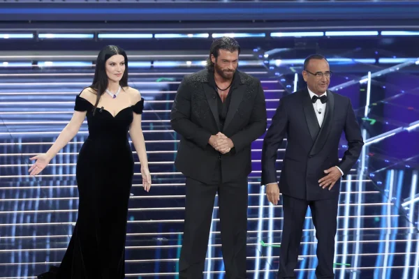 La prima serata di Sanremo e gli italiani popolo di santi, poeti, navigatori e tristanzuoli (ridateci Nilla Pizzi a questo punto)