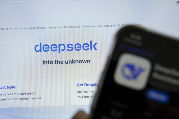 Il gigante dell’IA Anthropic accusa rivali cinesi di aver usato il suo chatbot – Future Tech