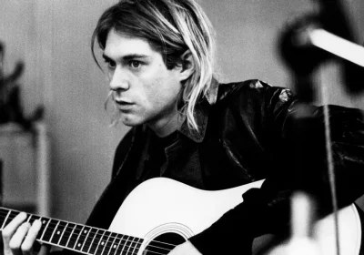 Cosa dice lo studio forense che rilegge la morte di Kurt Cobain sostenendo l’ipotesi omicidio (e messa in scena del suicidio)