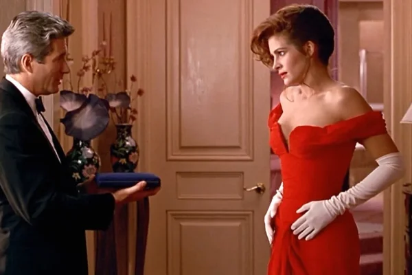 Pretty Woman torna al cinema per San Valentino, ma è davvero una favola romantica o è una storia di potere ben confezionata?