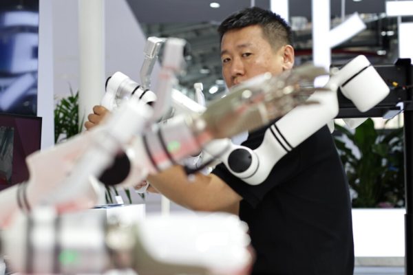 C’è anche la Cina nella corsa agli impianti cerebrali: NeuroXess sfida Neuralink – Future Tech