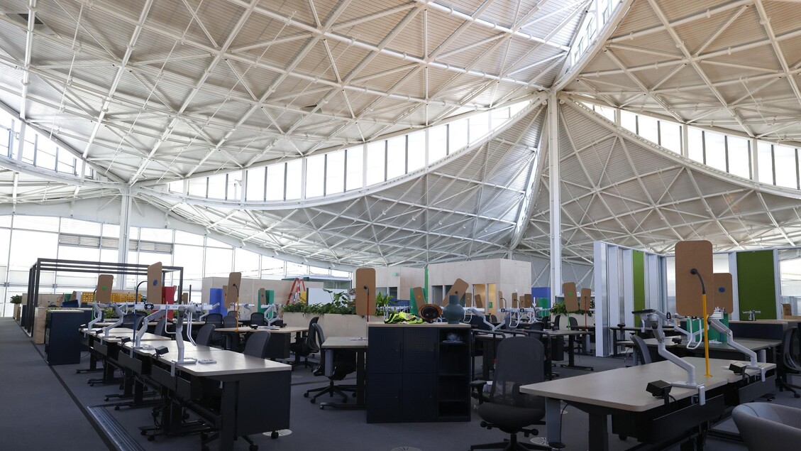 La corsa all’IA spinge la Silicon Valley a lavorare di più con il modello ‘996’ – Future Tech