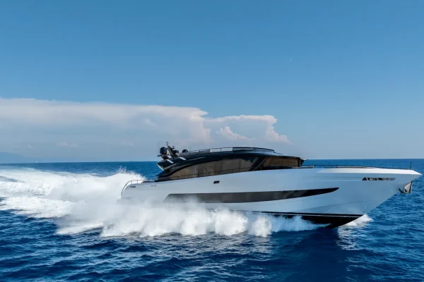 Next AI-Integrated System, la poliedrica piattaforma AI pensata per gli yacht