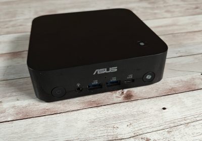 ASUS ExpertCenter PN54: mini PC Copilot+ con Ryzen AI 300, tanta potenza in 0,6 litri