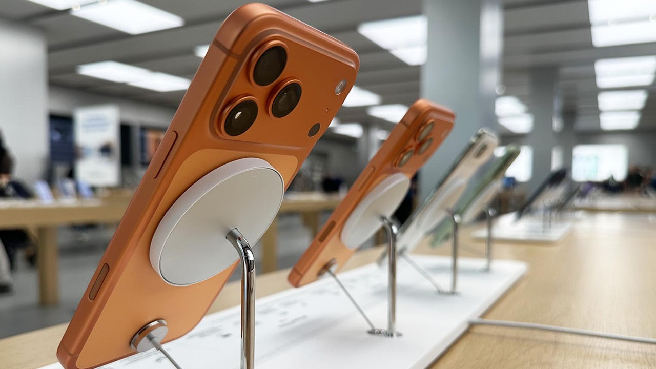 Amazon abbassa i prezzi sugli iPhone: sconti fino a 90€ sui 17 e 17 Pro, iPhone 16e a 579€ e iPhone 16 a 679€