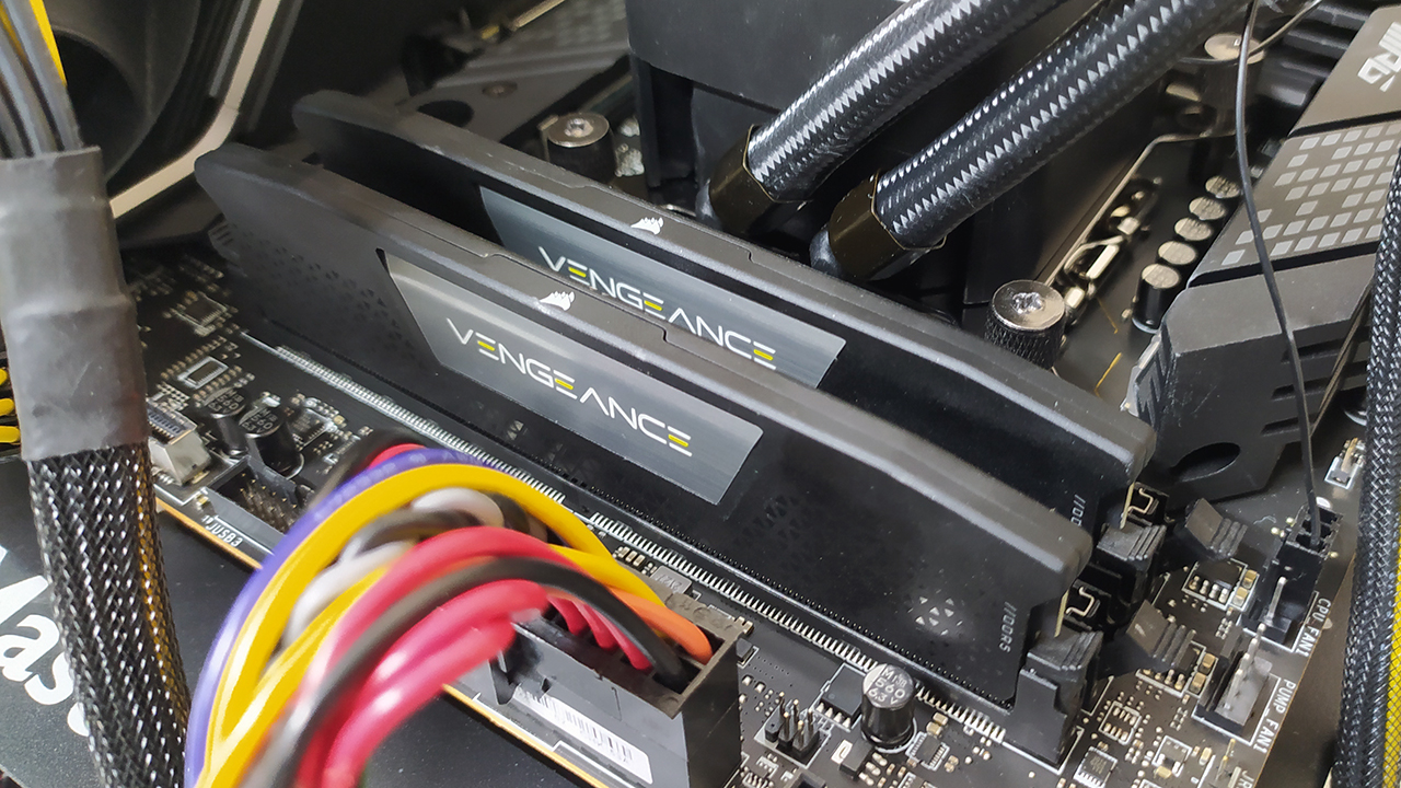Corsair aggiorna la confezione delle RAM Vengeance DDR5: più sicurezza contro le frodi sui resi