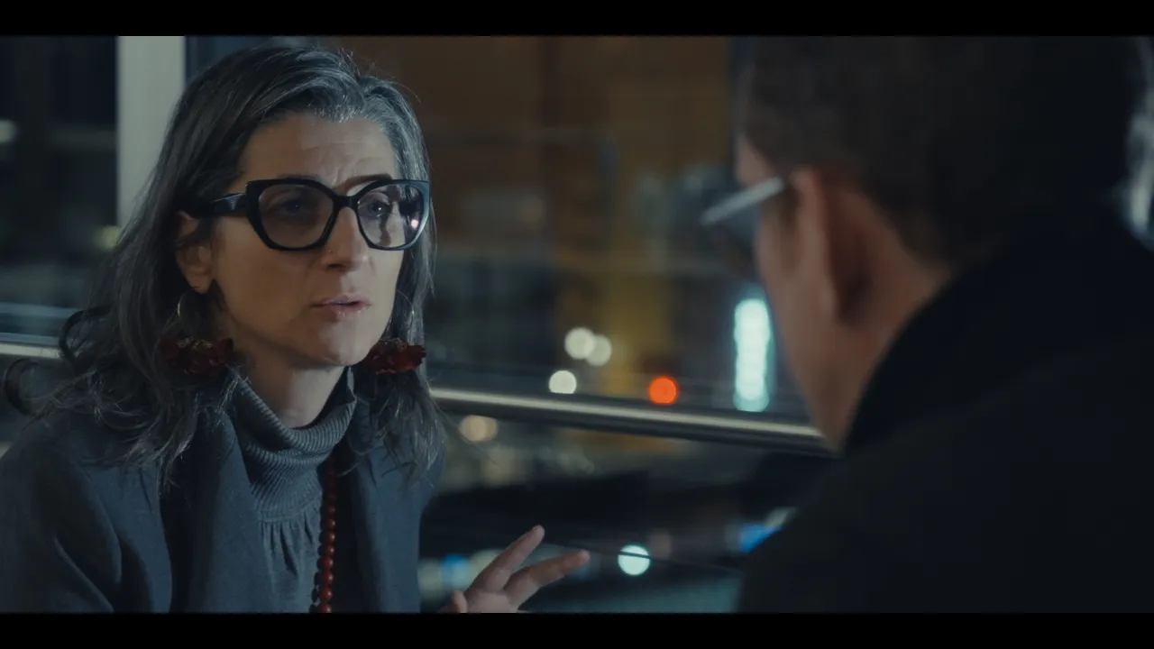 È arrivato nelle sale Disunited Nations, il documentario su Francesca Albanese (e, ancora prima, sono arrivate le polemiche)