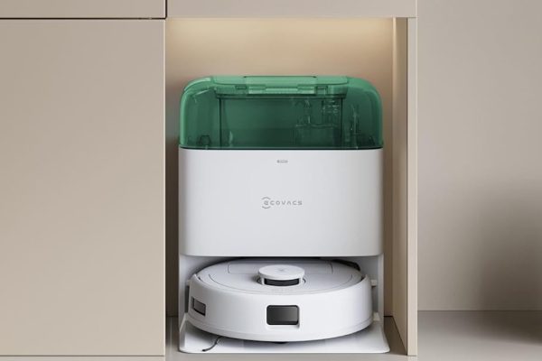 Ecco tutti i robot aspirapolvere in offerta ora su Amazon: tantissimi ottimi affari tra ECOVACS, Roborock, Dreame e altri
