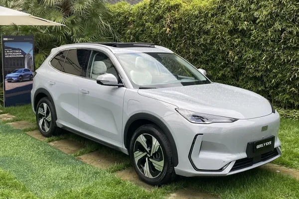 Geely userà una fabbrica europea di Ford, e in cambio cede accesso alla tecnologia