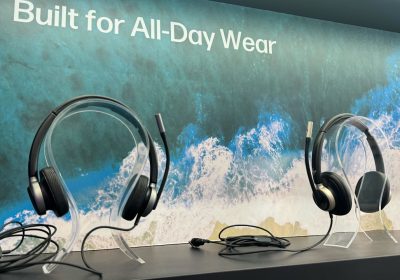HP e lavoro ibrido: le nuove cuffie Poly Mission e VideoOS 5.0 cambiano audio e video (le abbiamo viste a ISE 2026)