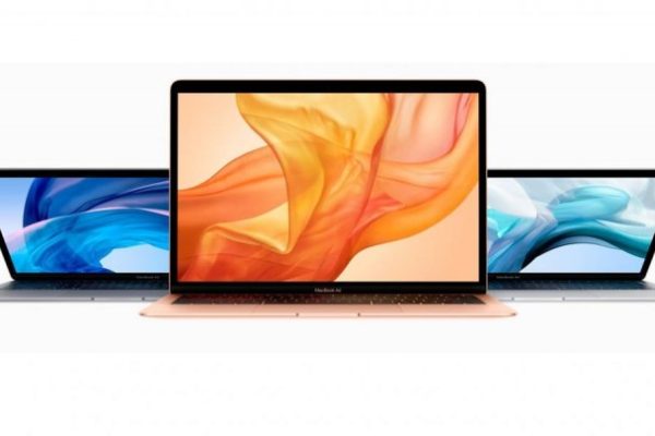 Il nuovo MacBook 'low cost' arriverà in diverse colorazioni come l'iMac