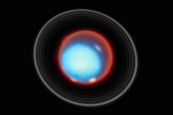 Il telescopio spaziale James Webb ha osservato l'atmosfera superiore di Urano per scoprirne i segreti