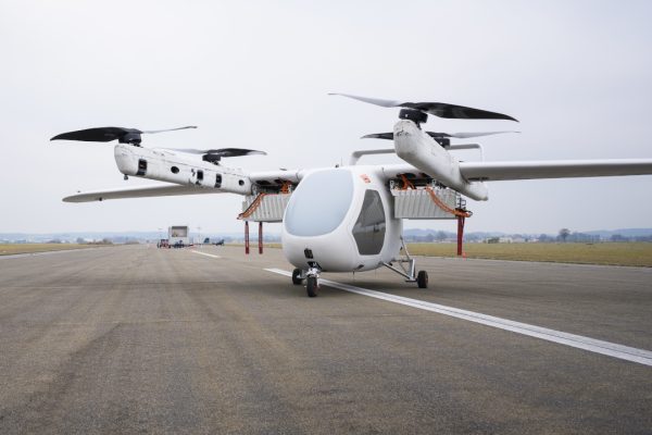 L'eVTOL tedesco per missioni mediche e militari si chiama Romeo: 2,7 tonnellate e otto rotori