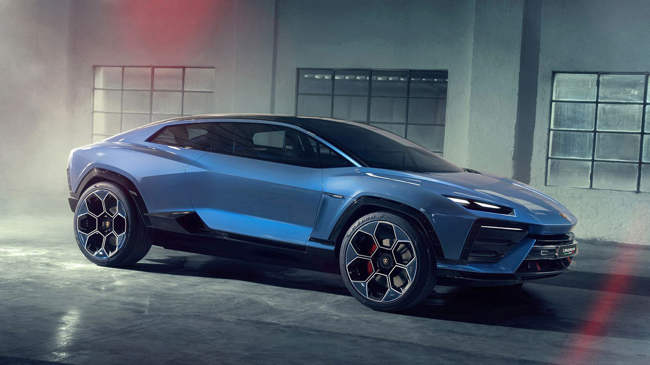 Lamborghini cancella la sua prima auto elettrica: il CEO la chiama 'hobby costoso' e punta tutto sull'ibrido