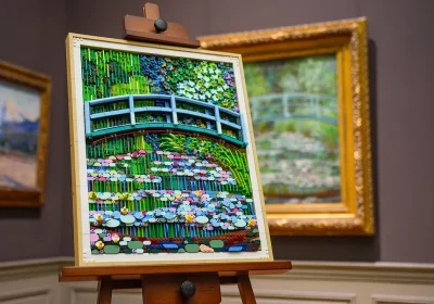 Lo stagno delle ninfee di Monet arriva in versione Lego, ma non è l’unica opera d’arte che potete costruire con i mattoncini