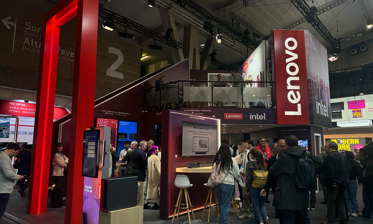 Lenovo a ISE 2026: smart collaboration, IA e soluzioni per le sale riunioni