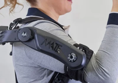 Meno di 3kg per 'diventare' bionici: l'ultima novità di Comau è un esoscheletro passivo