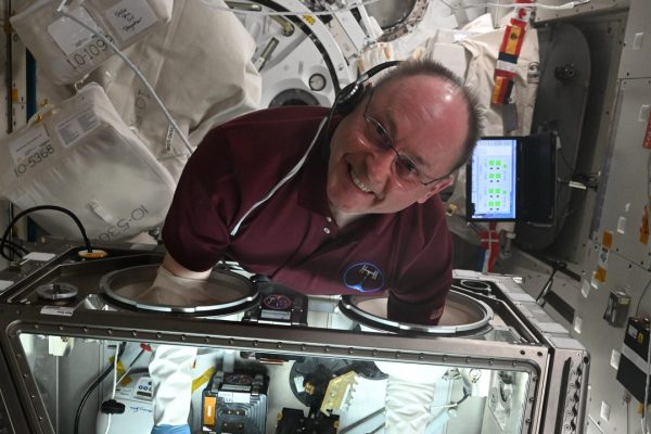 Mike Fincke era l'astronauta di Crew-11 che aveva avuto un problema di salute a bordo della ISS, lo annuncia la NASA