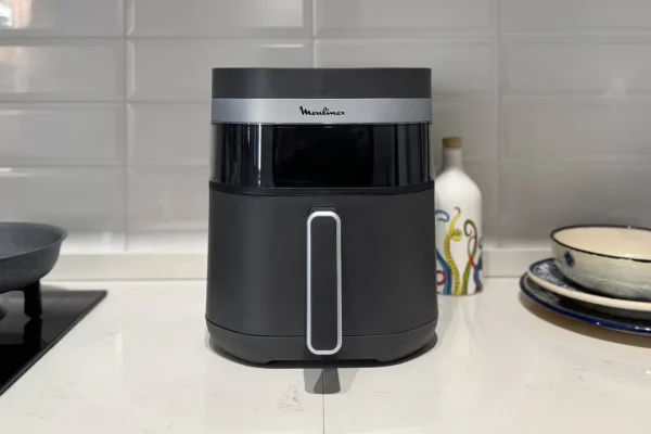 Il superpotere della friggitrice a infrarossi che non ha preriscaldamento e cuoce più in fretta funziona davvero?