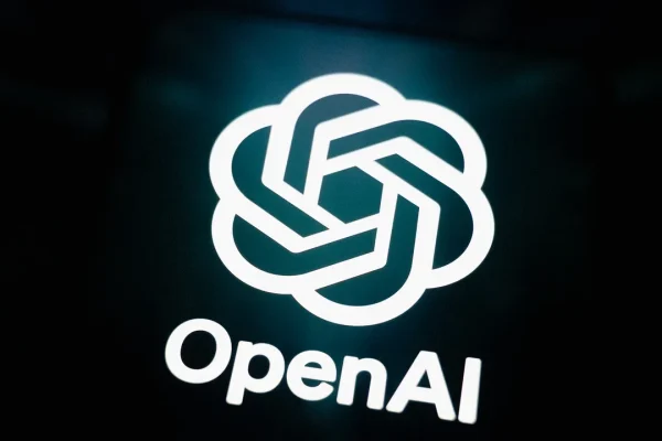 Chi è Riley Walz, il “giullare della Silicon Valley” appena assunto da OpenAI per il suo nuovo e misterioso laboratorio