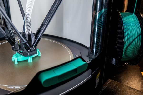 Problemi con la stampa 3D? Un prompt per ChatGPT potrebbe ridurre gli errori (quasi) a zero