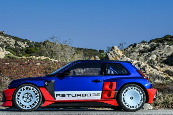 Renault chiude il 2025 con una perdita record di 11 miliardi ma il futuro è già scritto: ecco cosa succede