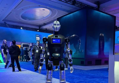 Robot umanoide dal laboratorio alla clinica: la scommessa americana di Oversonic