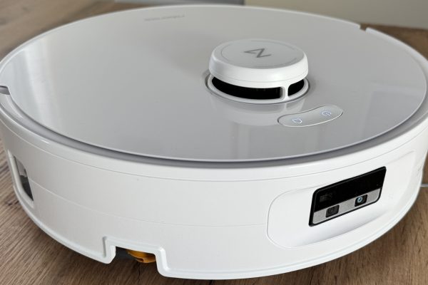 Roborock Qrevo Curv 2 Flow: ora lava con un rullo