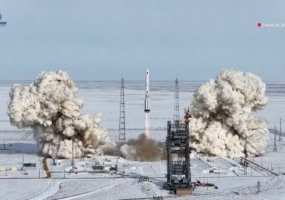 Roscosmos ha lanciato il satellite meteorologico Elektro-L N°5 con un razzo spaziale Proton-M