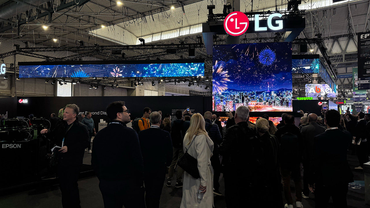 “Solutions Beyond Displays”: la strategia LG a ISE 2026 punta su software, servizi e scenari d'uso
