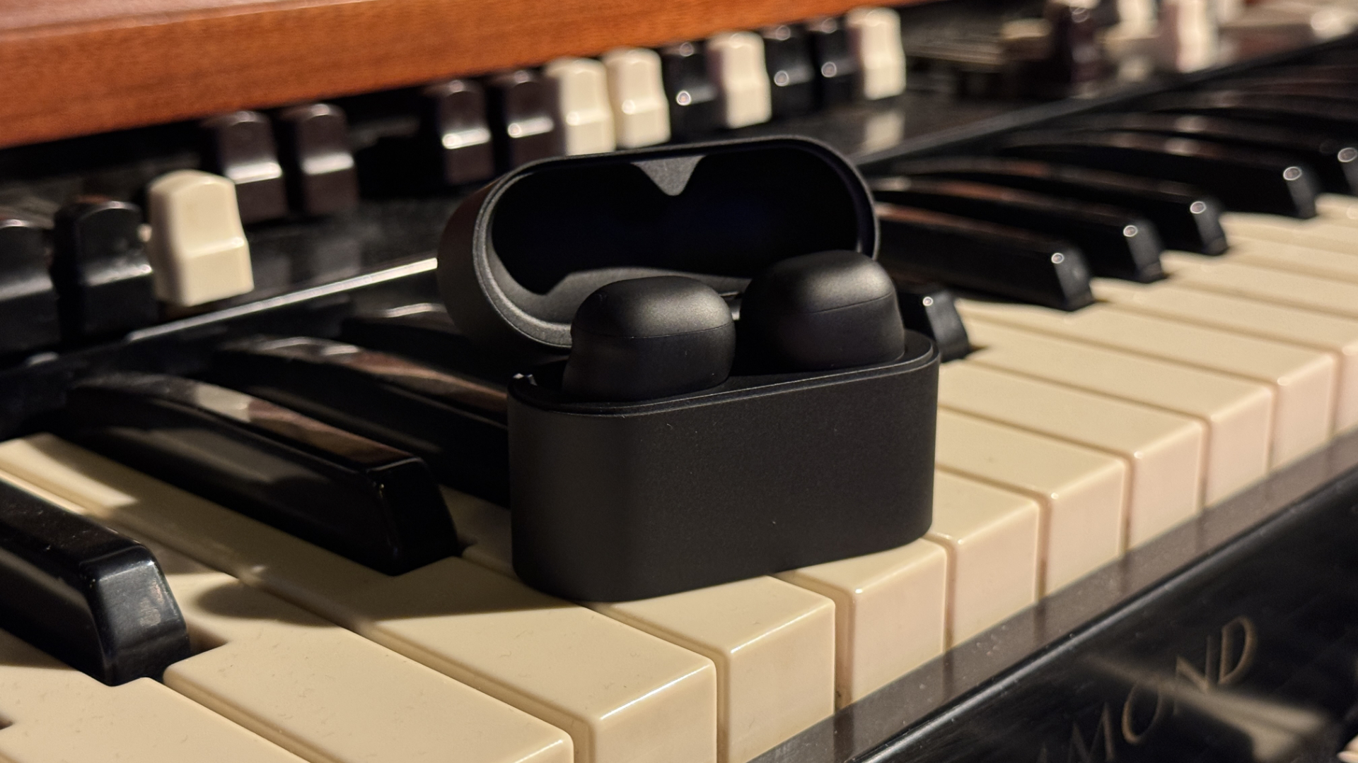 Sony WF-1000X M6: le cuffie in-ear di riferimento migliorano ancora