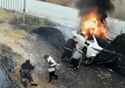 Terribile incidente in Cina, ecco perché le maniglie elettroniche sono state vietate | Video